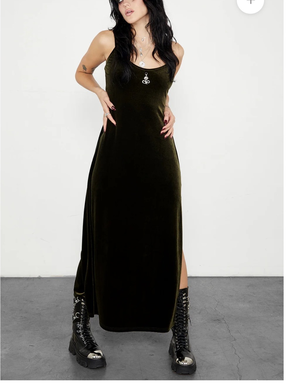 Vipera gown